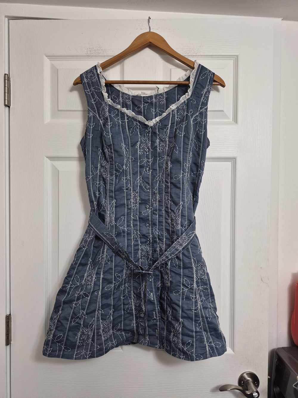Sleeveless Blue Embroidered Cotton Dress with Tie Waist